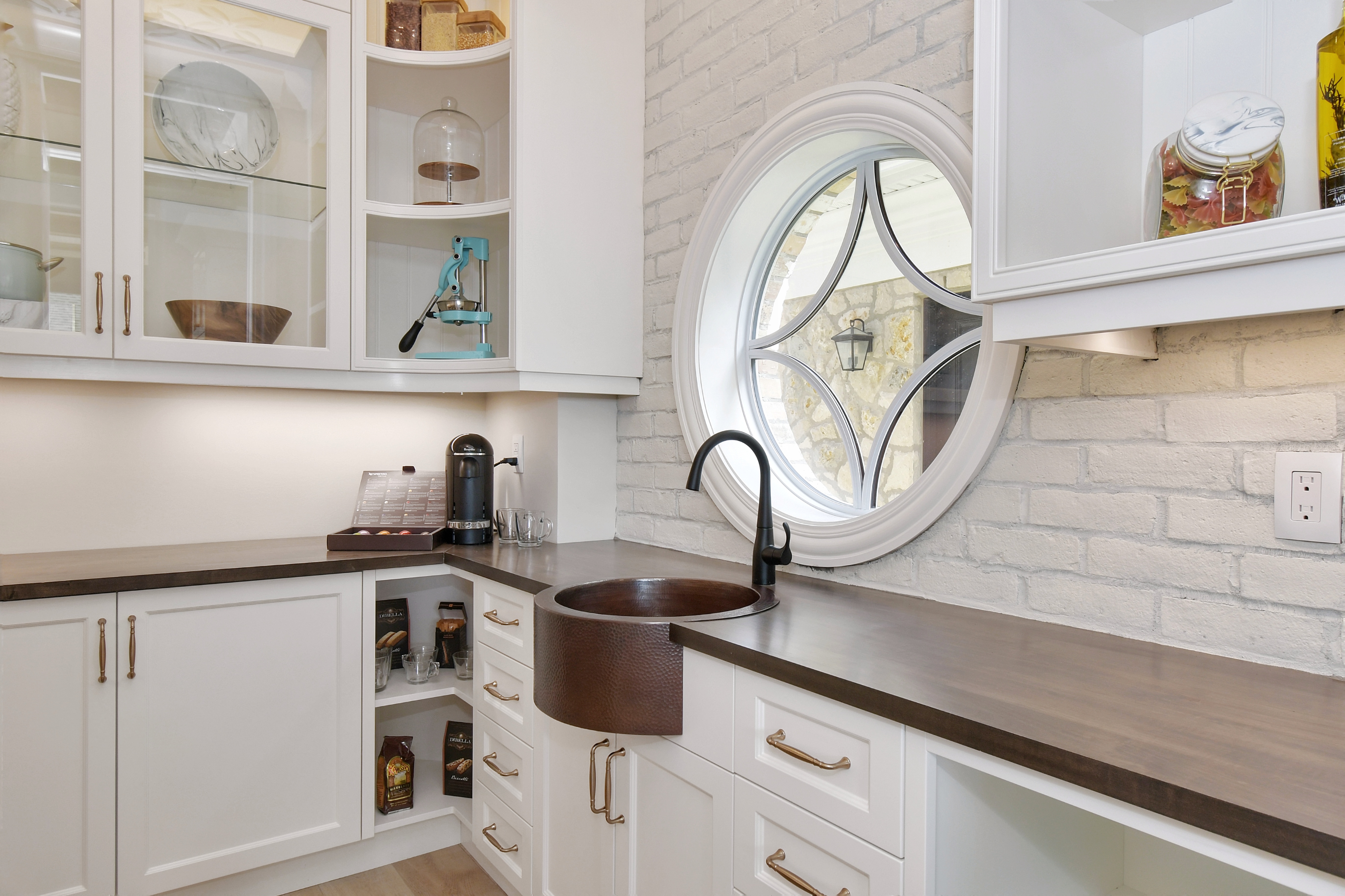 Circular Window with Custom SDL Grilles