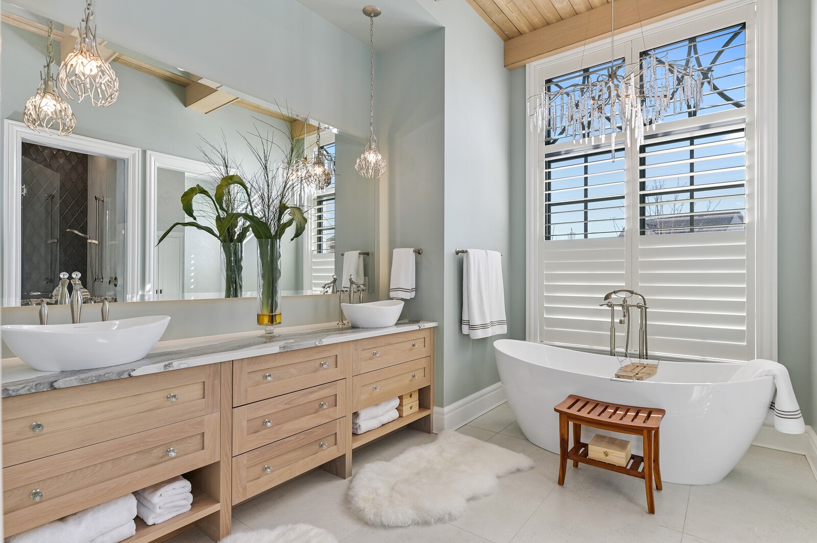 Bathroom-With-Window-Shutters